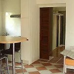 La Demeure Des Tilleuls Bed and Breakfast